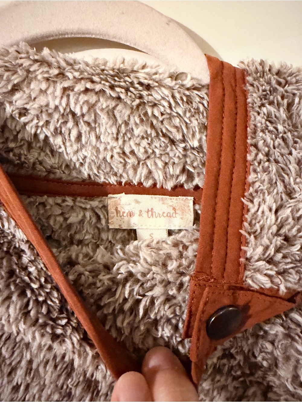 Hem & Thread Pullover - Picture 4 of 7